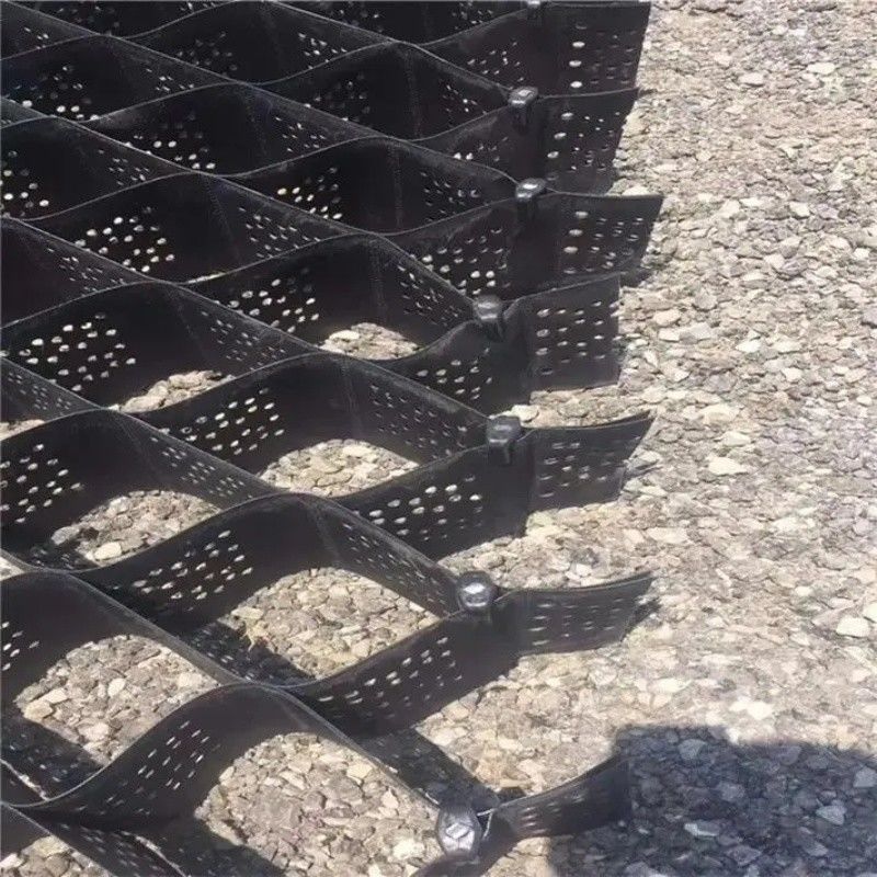 높은 꿀집 검은 HDPE 지질세포 강화 차고 도로 자갈 안정기 격자 지탱벽 둑