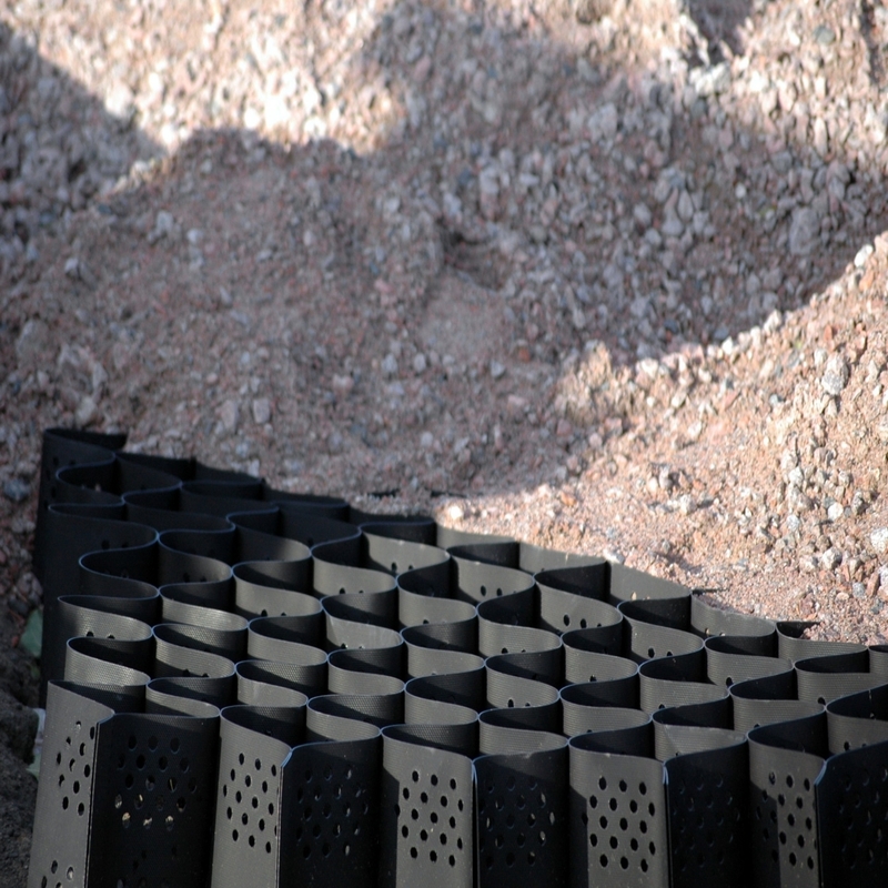 구멍이 있는 질감의 HDPE 지오셀 고세포 구속 시스템 벌집 HDPE 지오셀 도로 기초 사면 보호 주차장 진입로 옹벽